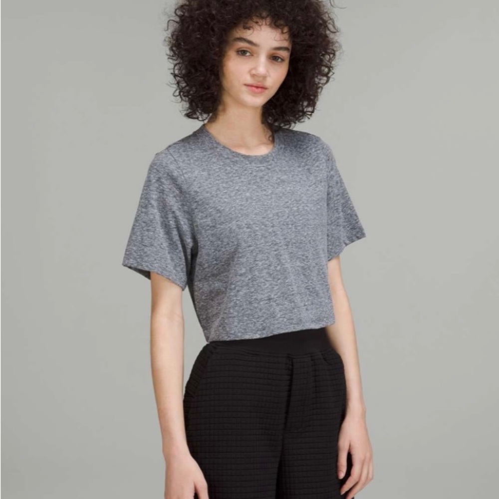 Lululemon lab relaxed crop crew neck T shirt